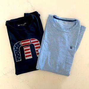 Travis Mathew T-shirt’s size L